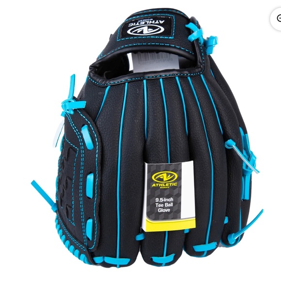 Athletic Works Other - Athletic Works 9.5" Teeball Glove – Youth Beginner Baseball Mitt